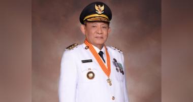 Profil Gubernur Gusnar Ismail