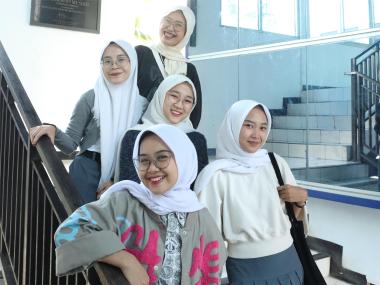 Tidak Mau Kuliah Setelah Lulus Sekolah? Pertimbangkan Lagi Dampaknya