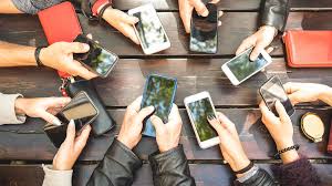 Susah Menghindar Dari Handphone? Ternyata Ini Penyebab dan Cara Mengatasinya!