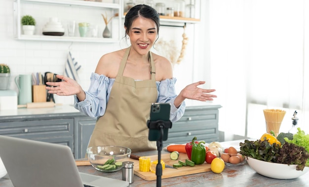 Monetisasi Blog Makanan: Strategi & Tips Hasilkan Cuan dari Konten Kuliner