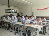 Belajar Mandiri, Disiplin, dan Tangguh: Nilai yang Lahir dari Kehidupan di Pesantren
