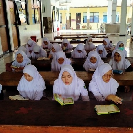 5 Trik Ampuh Mengusir Bosan di Kelas